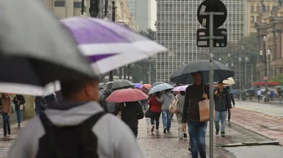 Chuva causou transtorno na capital paulista - Foto: Rovena Rosa/Agencia Brasil