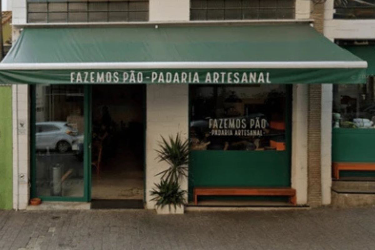 Fachada da padaria onde ocorreu o crime