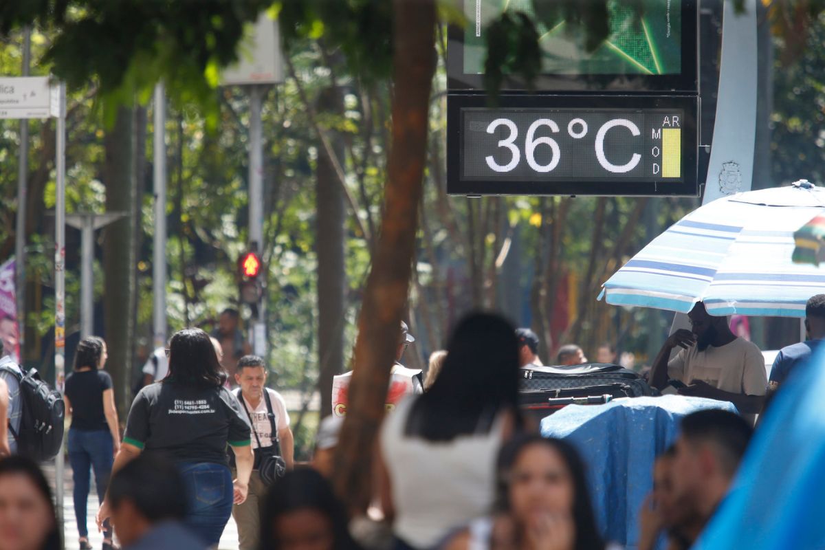 Altas temperaturas em termômetros de SP